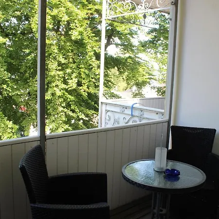 Appartement Sanssouci In - Baderstilvilla Mit Individuellen