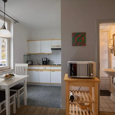 Appartement Sanssouci In - Baderstilvilla Mit Individuellen Binz