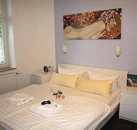 Appartement Sanssouci In - Baderstilvilla Mit Individuellen