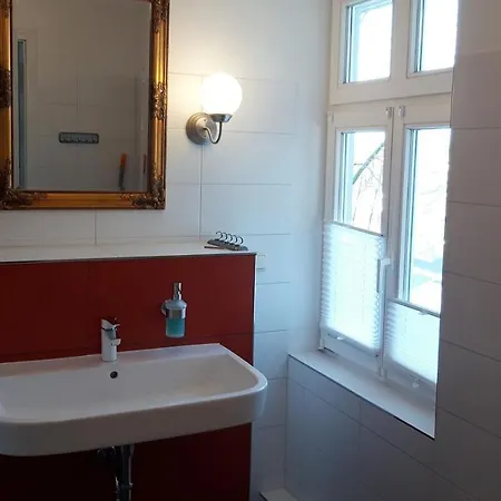 Appartement Sanssouci In - Baderstilvilla Mit Individuellen